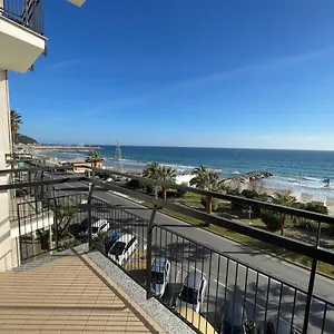 Rivamare 3 Locali Di Fronte Al Mare Appartamento